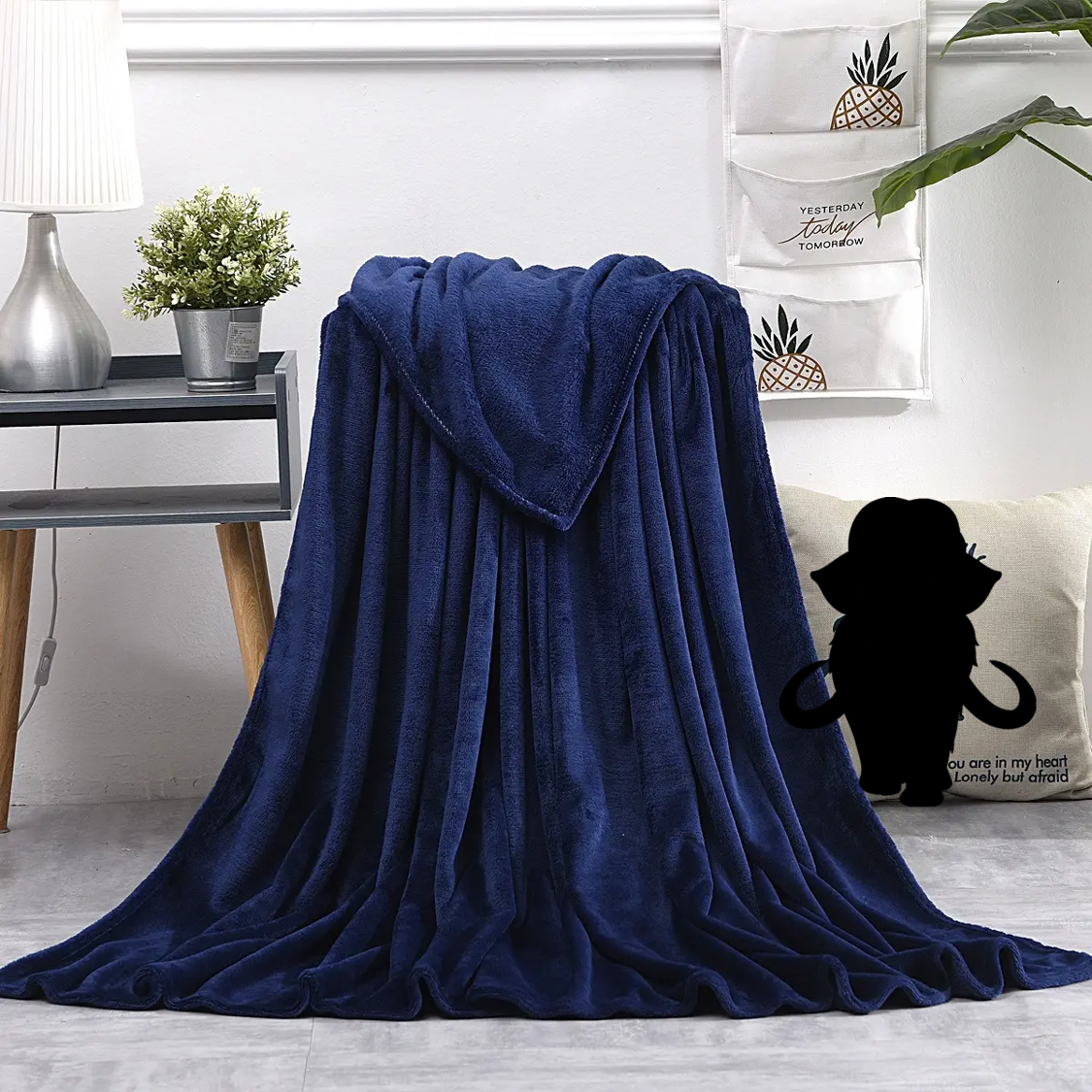 Manta Frazada Para Cama Doble y/o Semidoble Azul Oscuro 185X220 CM