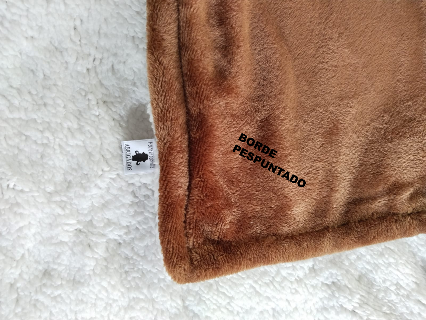 Cobija Termica Sherpa Cama Doble Cafe