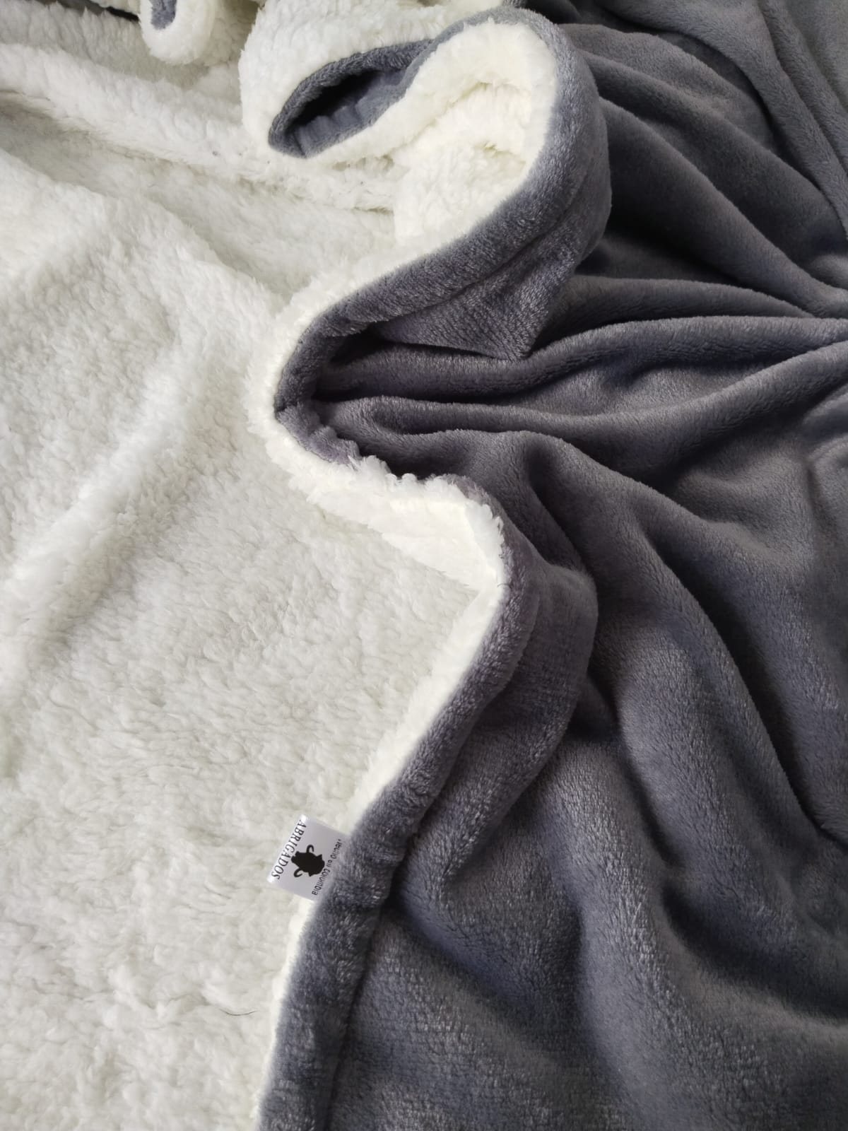Cobija Termica Sherpa Cama Doble Gris